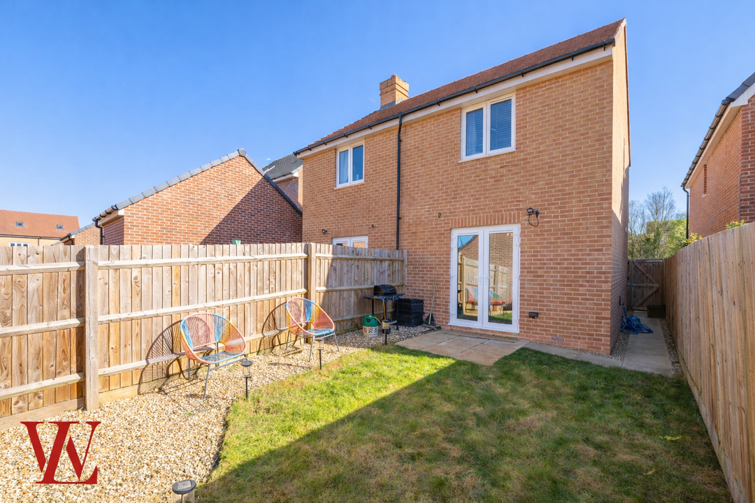 2 bed semi-detached house for sale in Stephenson Drive, Bishop's Stortford, Hertfordshire  - Property Image 12