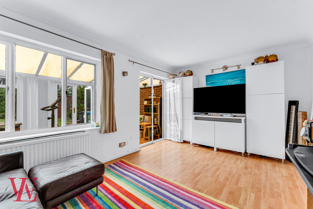 3 bed end of terrace house for sale in Appleton Fields, Bishop's Stortford, Hertfordshire 1