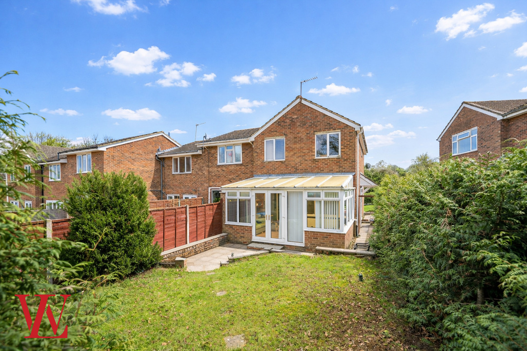 3 bed end of terrace house for sale in Appleton Fields, Bishop's Stortford, Hertfordshire  - Property Image 17