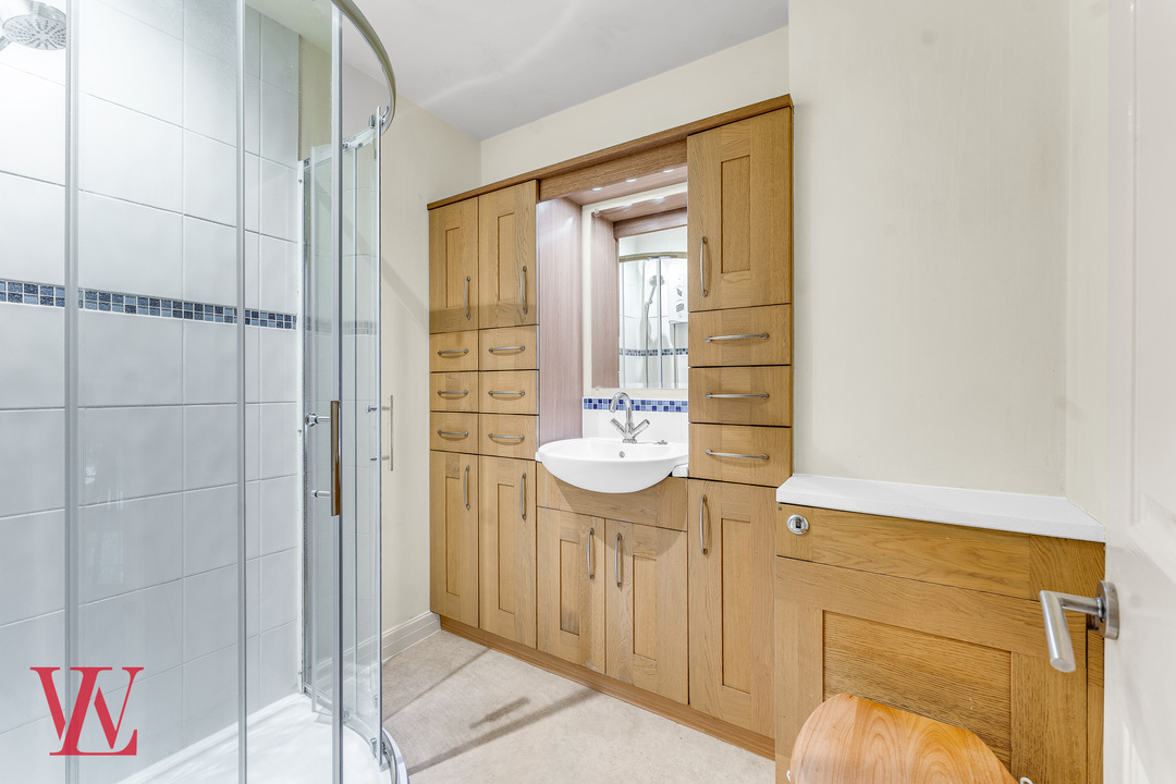 2 bed terraced house for sale in Cedar Court, Rye Street, Bishop's Stortford, Hertfordshire 9