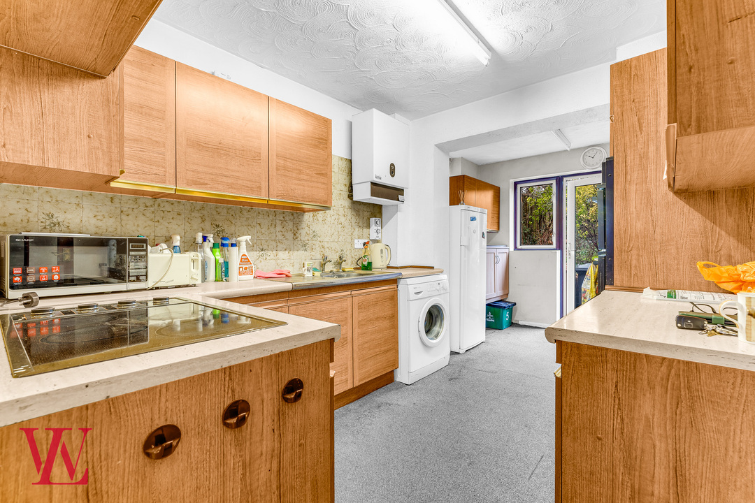 3 bed detached house for sale in Appleton Fields, Bishop's Stortford, Hertfordshire  - Property Image 5