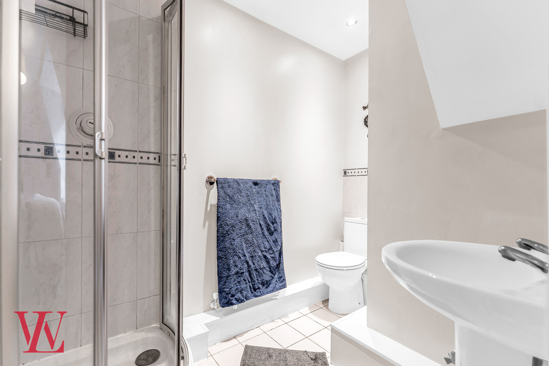 2 bed apartment for sale in Windmill Close, Stansted, Essex 13