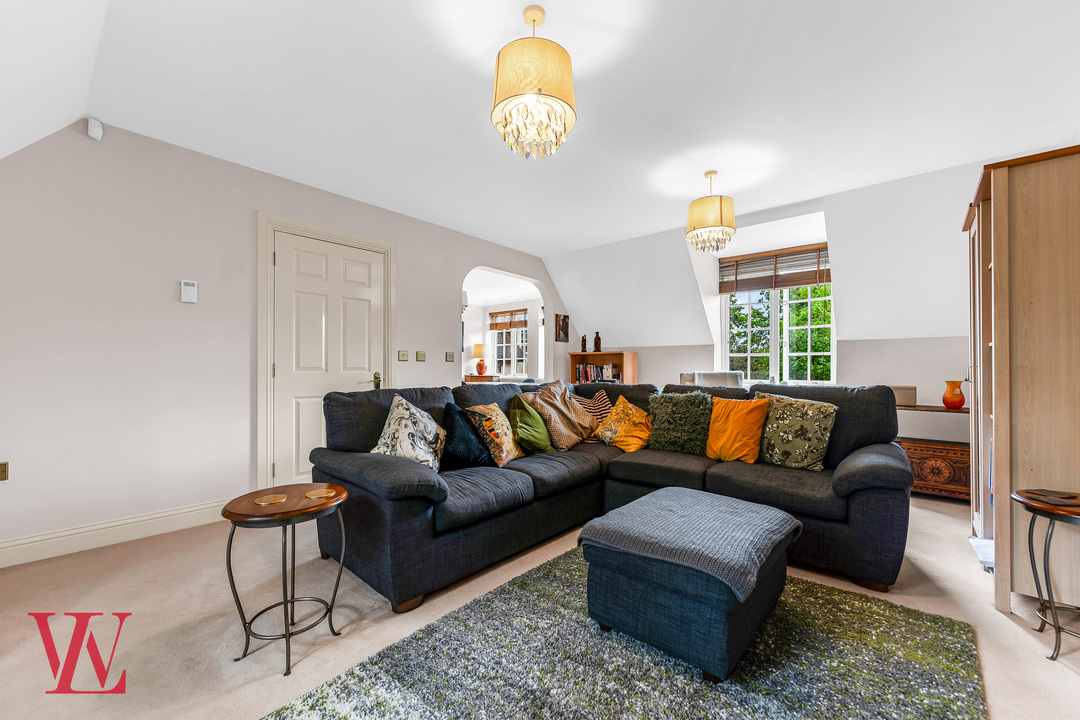 2 bed apartment for sale in Windmill Close, Stansted, Essex 2