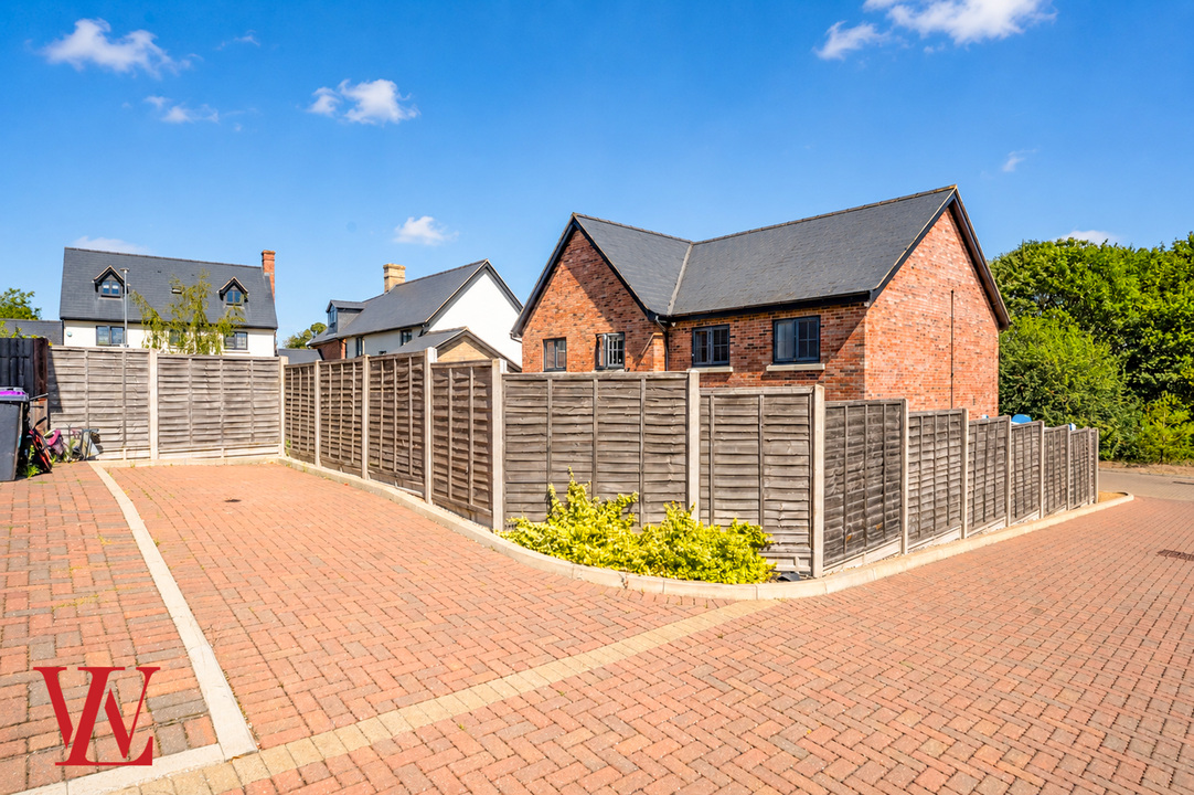 3 bed semi-detached house for sale in Carlton Way, Bishop's Stortford, Hertfordshire 22