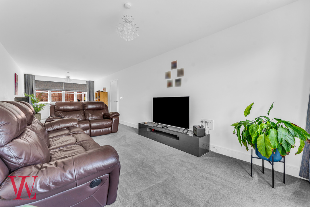 4 bed terraced house for sale in Randall Lane, Bishop's Stortford, Hertfordshire 12