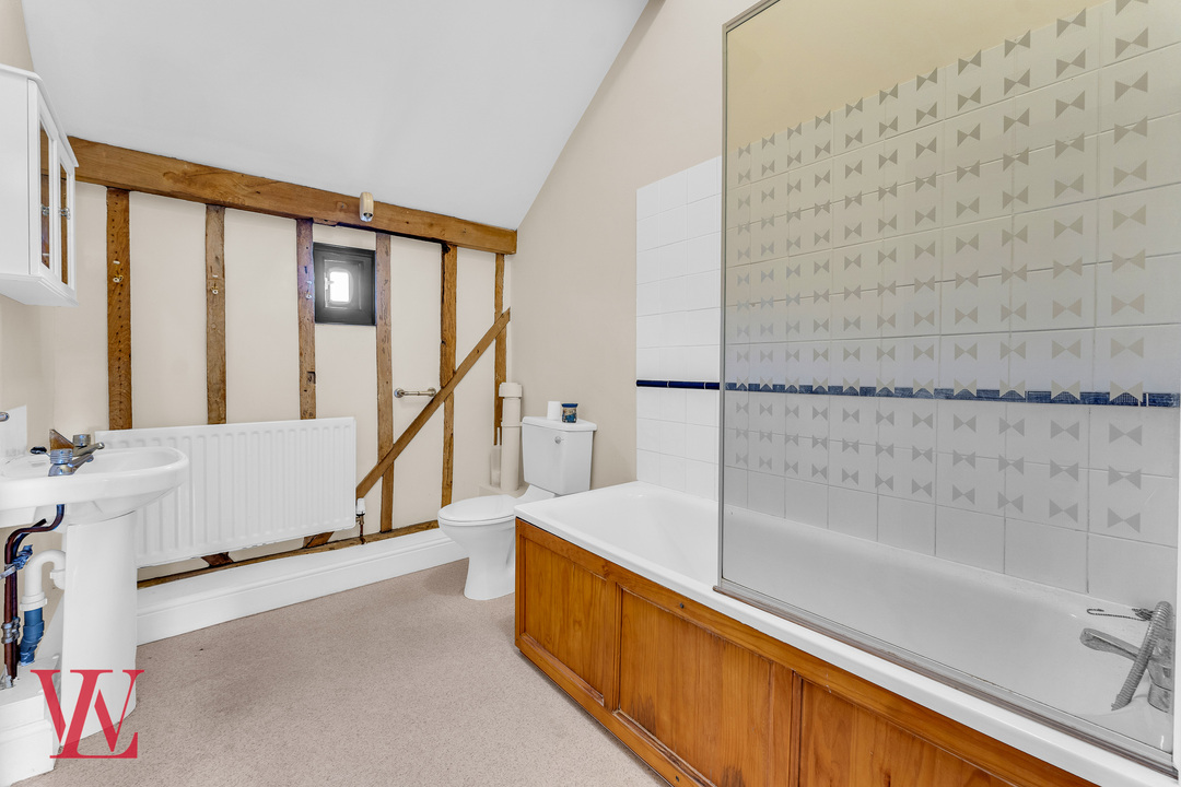 2 bed barn conversion to rent in Oak Park, Hunsdon, Ware, Hertfordshire  - Property Image 11