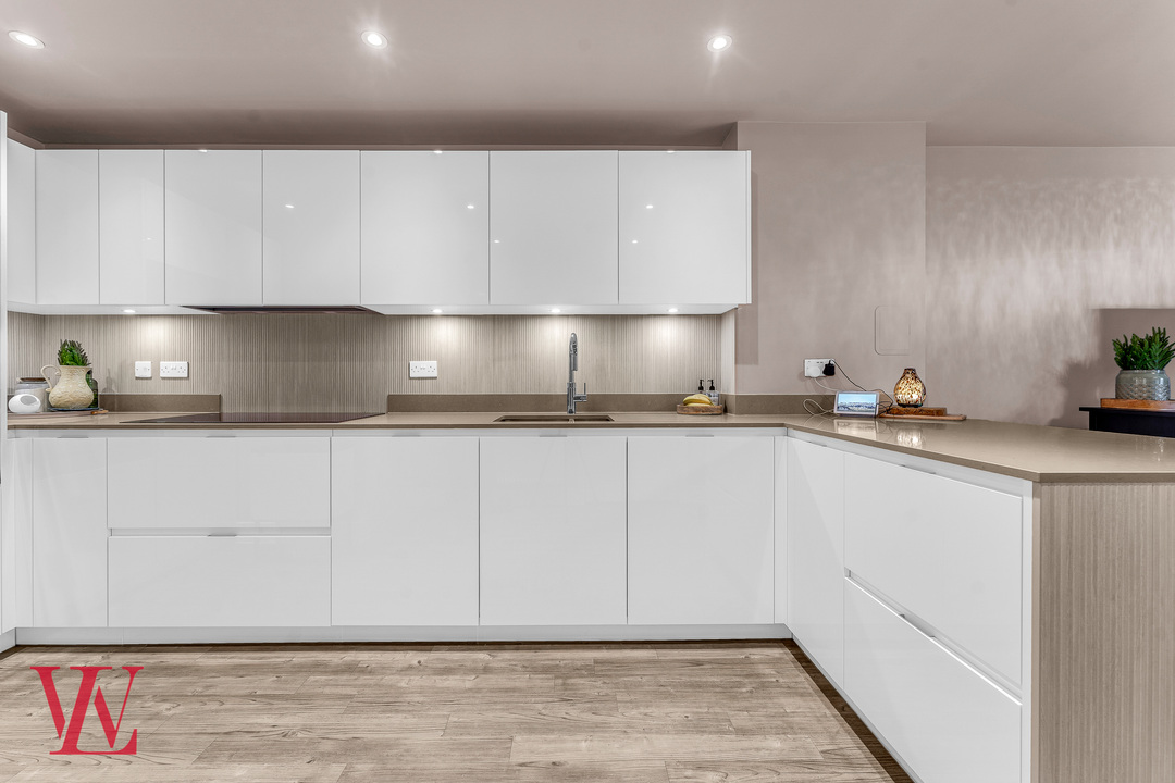 4 bed terraced house for sale in Randall Lane, Bishop's Stortford, Hertfordshire 4