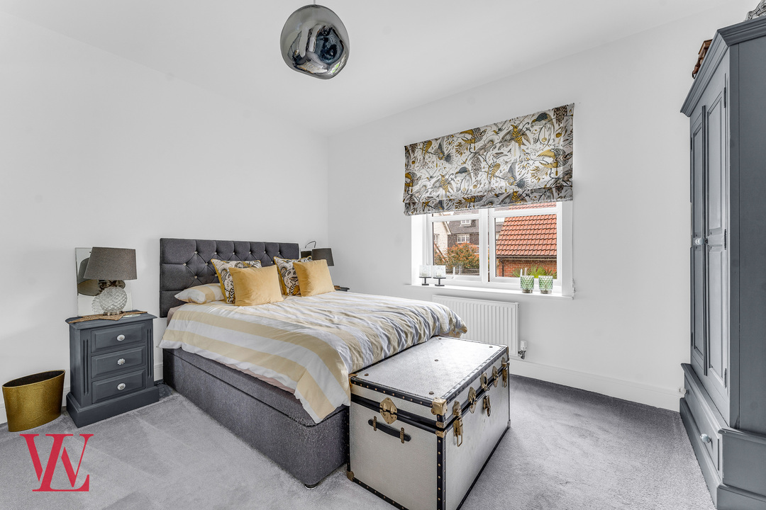 4 bed terraced house for sale in Randall Lane, Bishop's Stortford, Hertfordshire  - Property Image 21