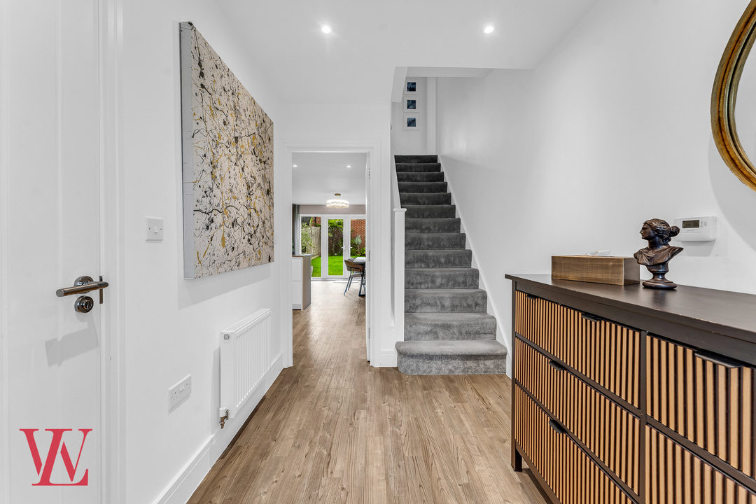 4 bed terraced house for sale in Randall Lane, Bishop's Stortford, Hertfordshire 8