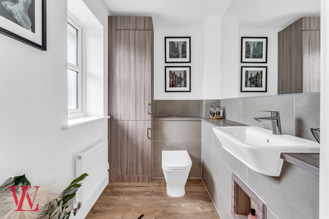 4 bed terraced house for sale in Randall Lane, Bishop's Stortford, Hertfordshire  - Property Image 11