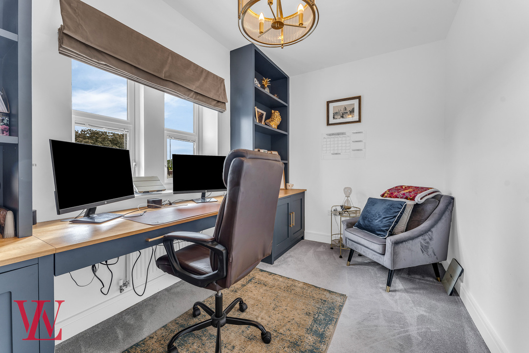 4 bed terraced house for sale in Randall Lane, Bishop's Stortford, Hertfordshire  - Property Image 25