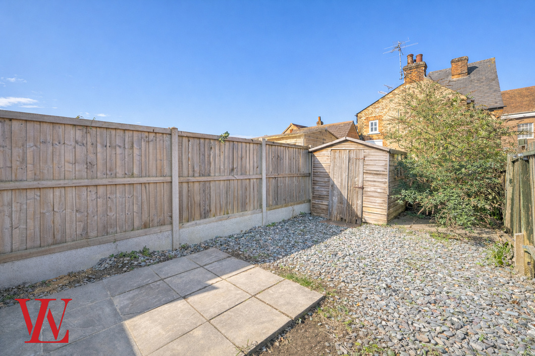 3 bed end of terrace house for sale in Crown Terrace, Bishop's Stortford, Hertfordshire  - Property Image 17