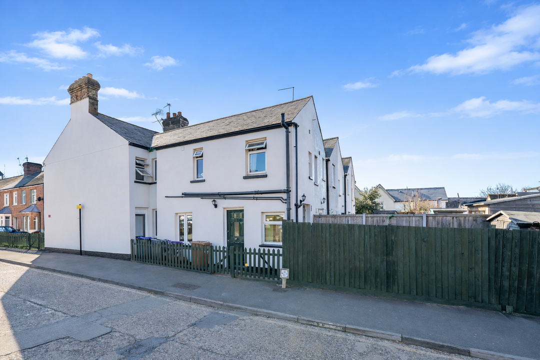 3 bed end of terrace house for sale in Crown Terrace, Bishop's Stortford, Hertfordshire  - Property Image 18