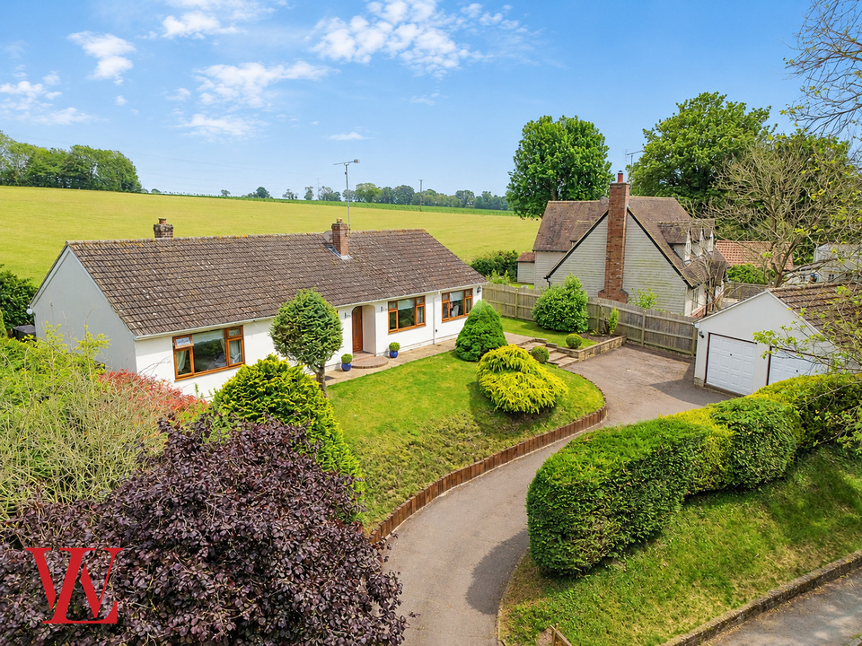 3 bed bungalow for sale in Hill Green, Clatterbury Lane, Clavering, Essex