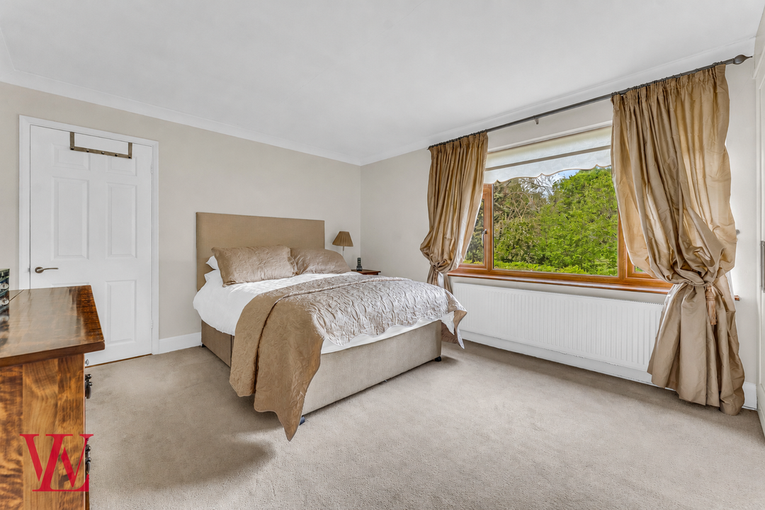 3 bed bungalow for sale in Hill Green, Clatterbury Lane, Clavering, Essex  - Property Image 14
