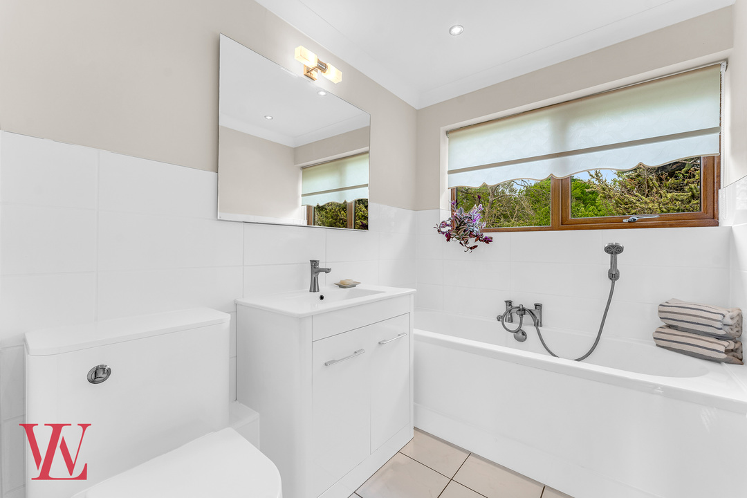 3 bed bungalow for sale in Hill Green, Clatterbury Lane, Clavering, Essex 17