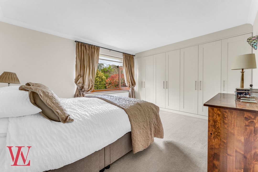 3 bed bungalow for sale in Hill Green, Clatterbury Lane, Clavering, Essex 14