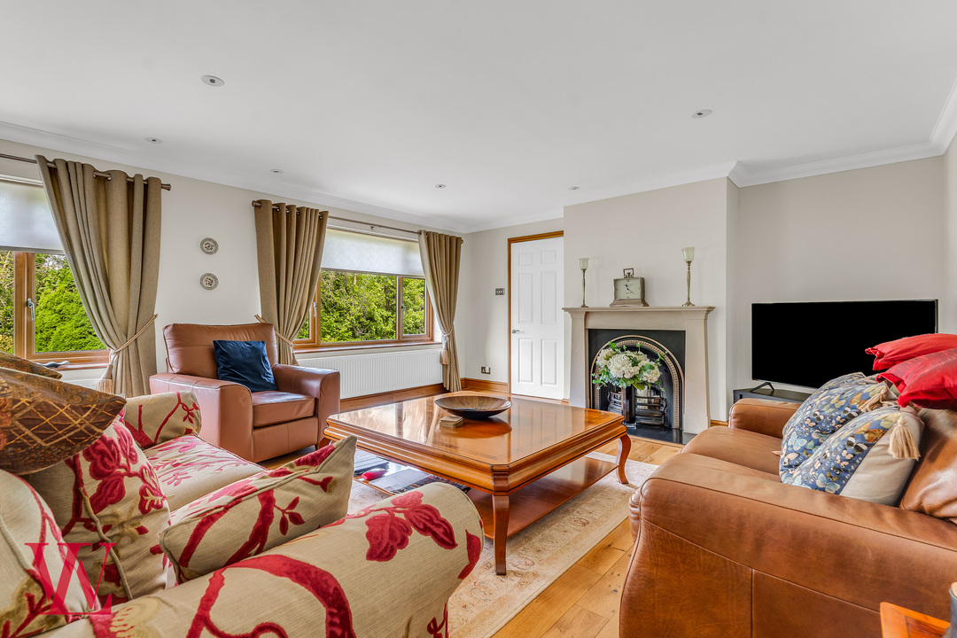 3 bed bungalow for sale in Hill Green, Clatterbury Lane, Clavering, Essex  - Property Image 4