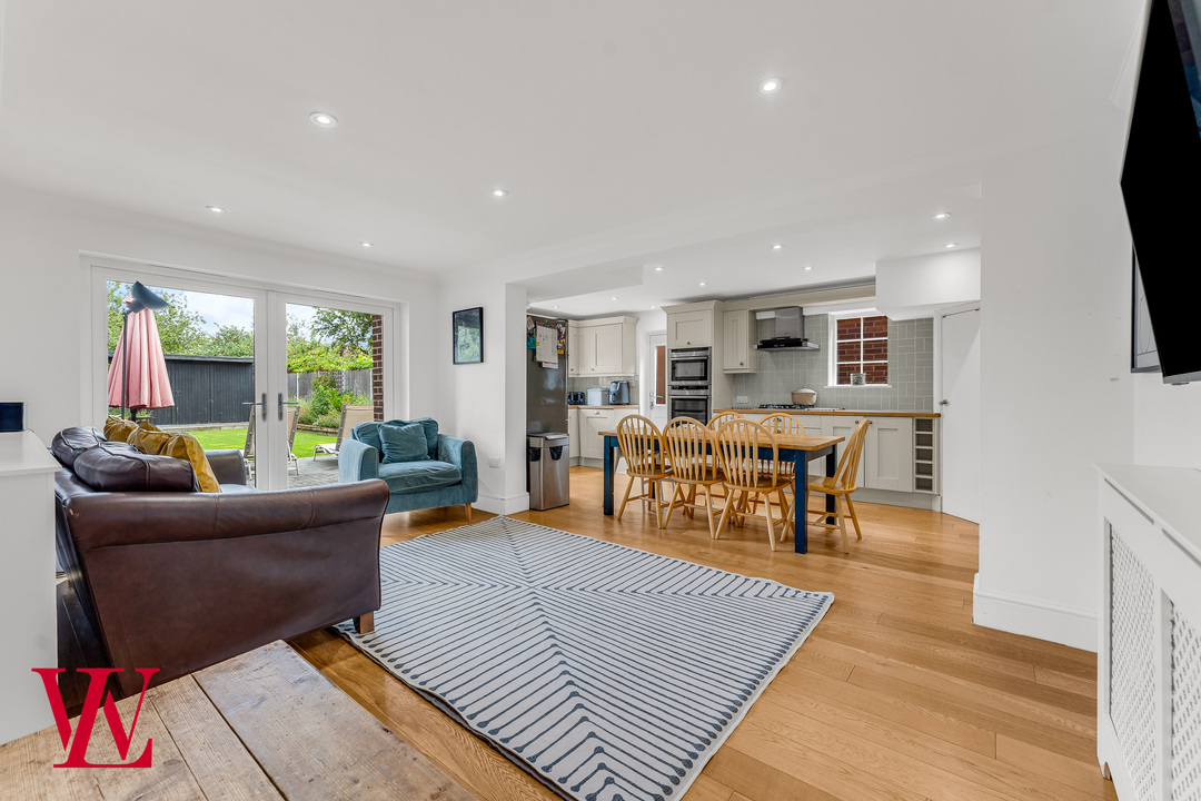 3 bed detached house for sale in Manston Drive, Bishop's Stortford, Hertfordshire 1