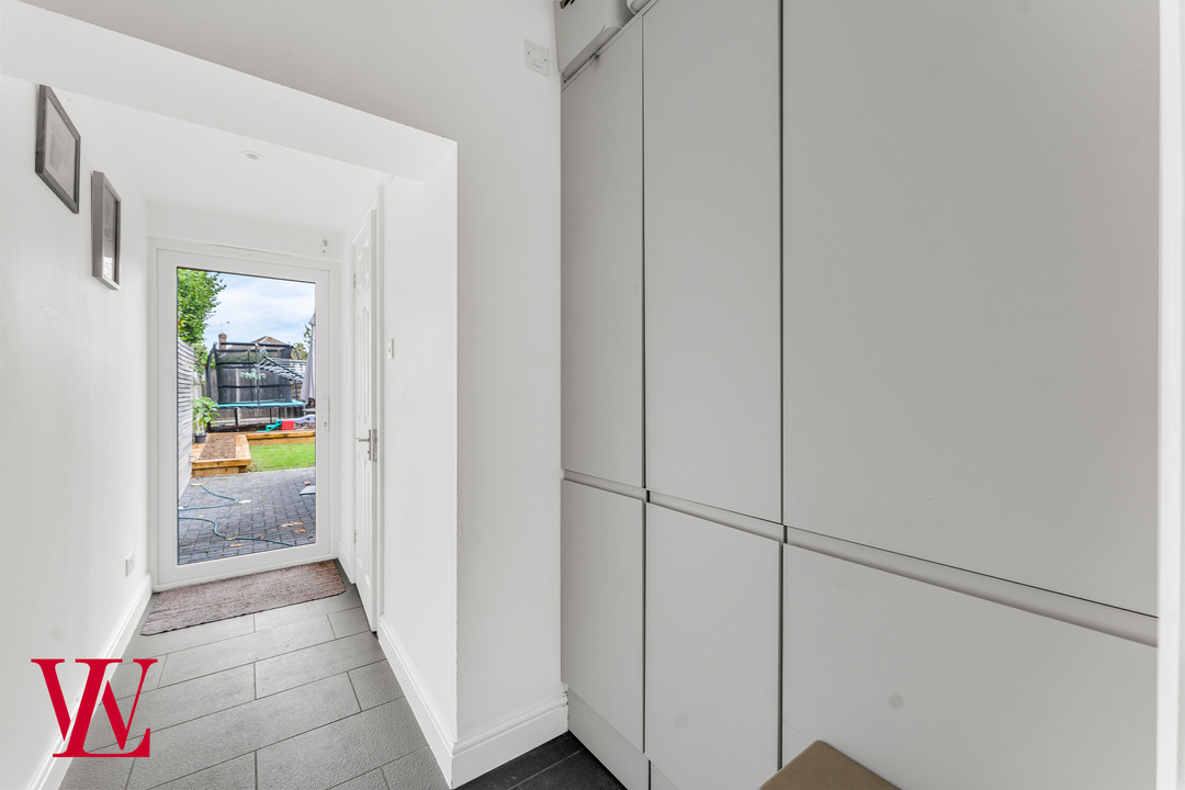 3 bed detached house for sale in Manston Drive, Bishop's Stortford, Hertfordshire 13