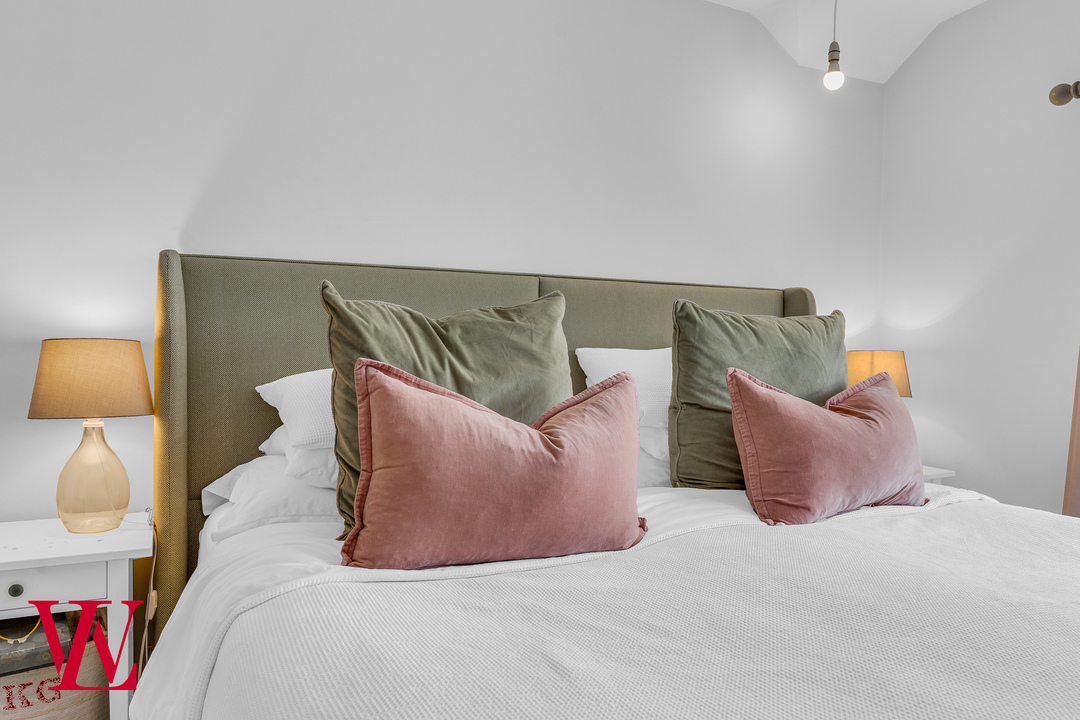 3 bed detached house for sale in Manston Drive, Bishop's Stortford, Hertfordshire  - Property Image 17