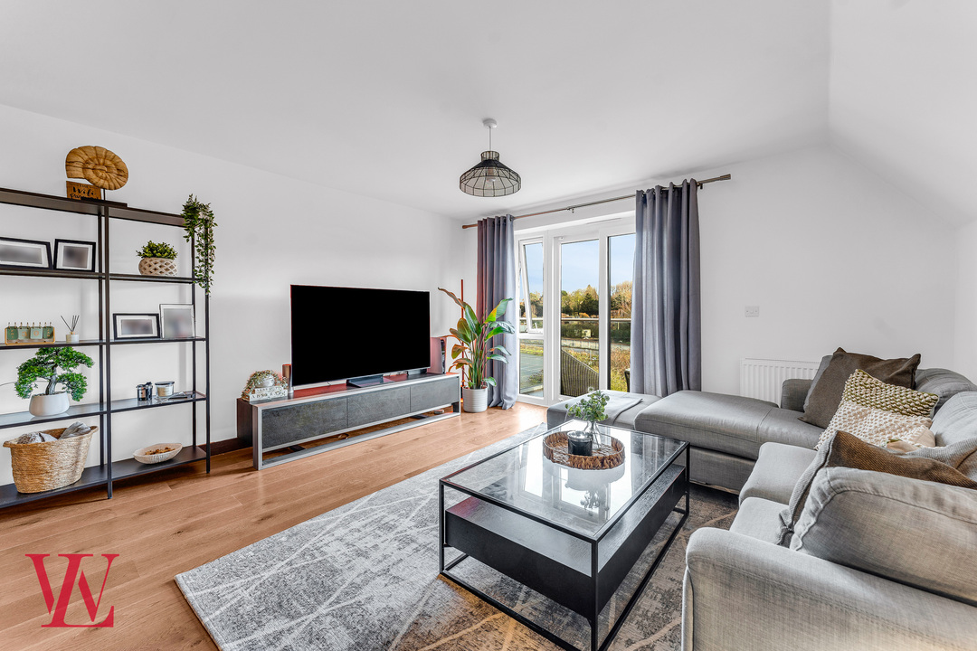 2 bed apartment for sale in River View, Bishop's Stortford, Hertfordshire 3