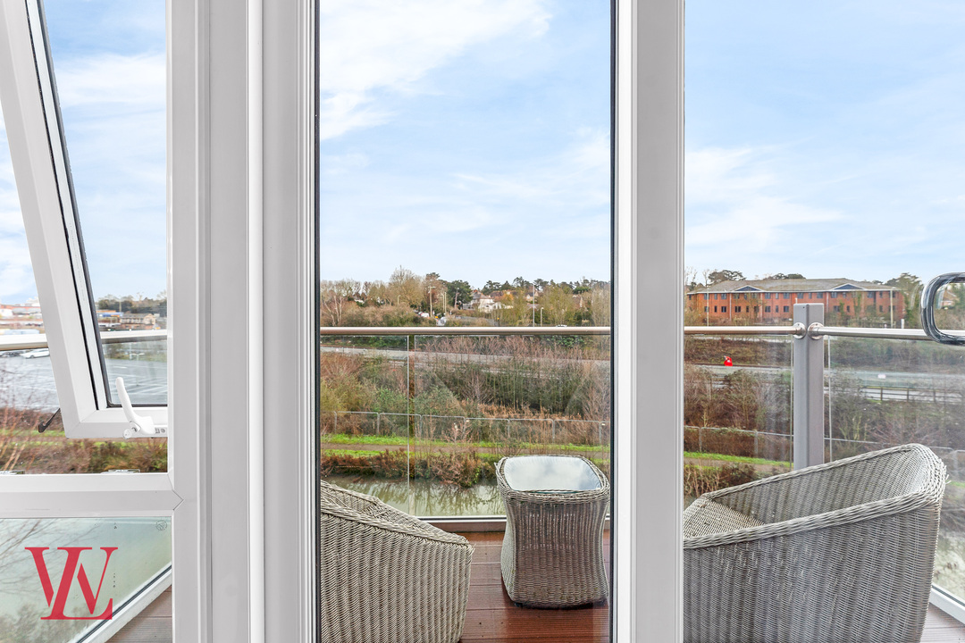 2 bed apartment for sale in River View, Bishop's Stortford, Hertfordshire 8