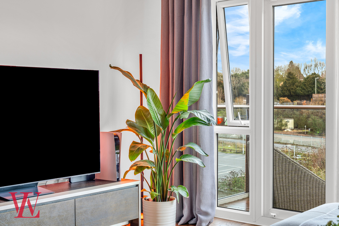 2 bed apartment for sale in River View, Bishop's Stortford, Hertfordshire 10