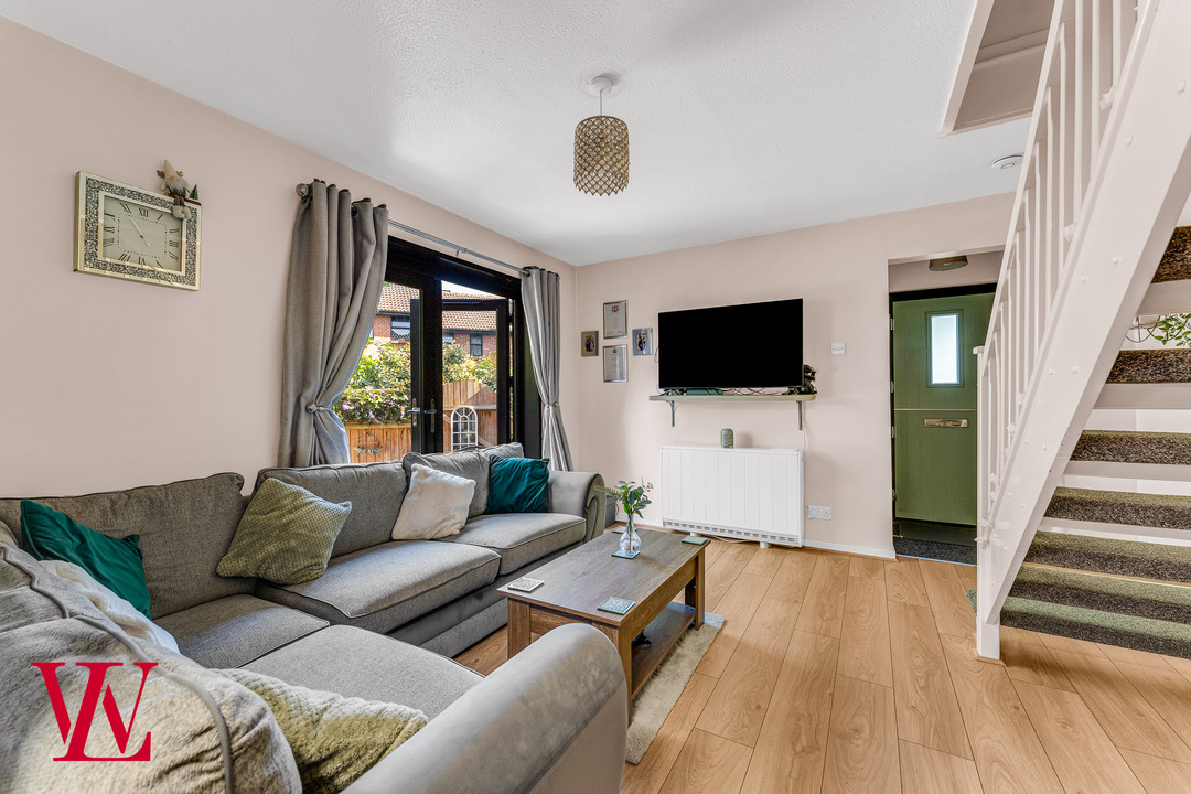 1 bed end of terrace house for sale in Mathams Drive, Bishop's Stortford, Hertfordshire  - Property Image 2