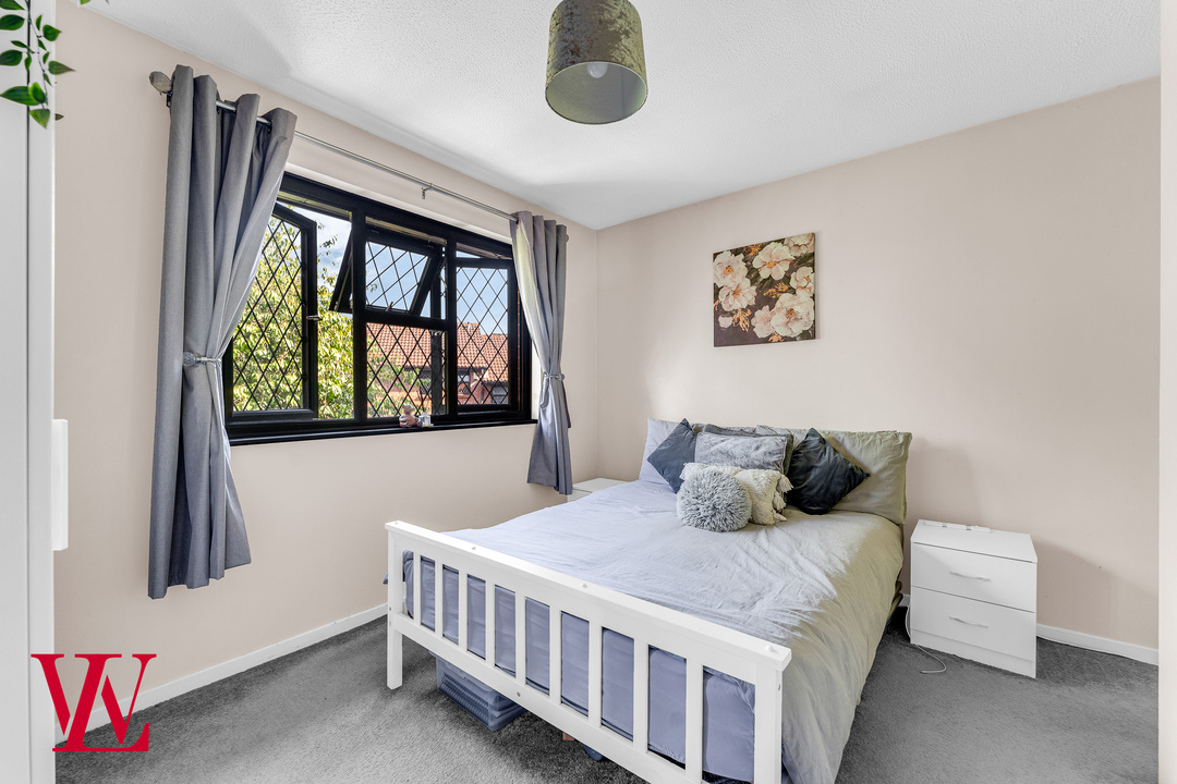 1 bed end of terrace house for sale in Mathams Drive, Bishop's Stortford, Hertfordshire  - Property Image 6