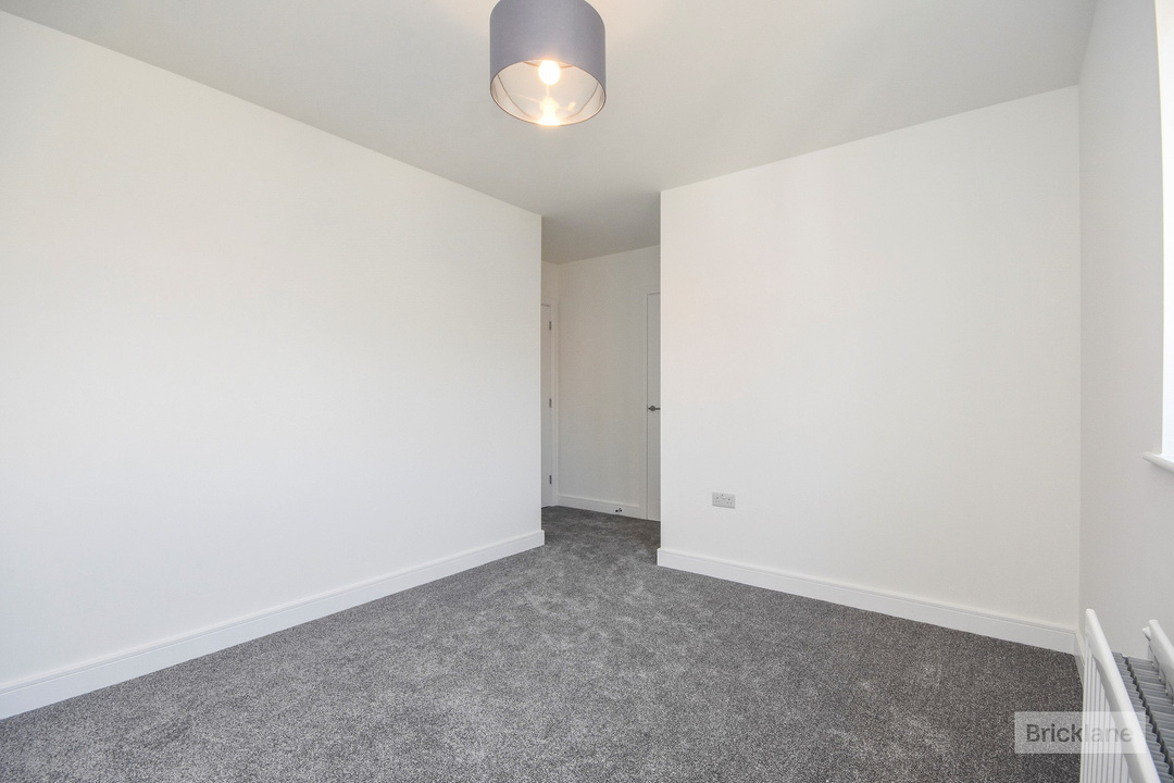 3 bed detached house to rent in Little Clobbs Mead, Little Dunmow, Dunmow, Essex  - Property Image 7