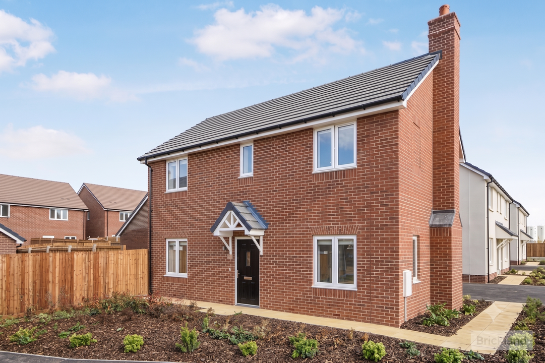 3 bed detached house to rent in Little Clobbs Mead, Little Dunmow, Dunmow, Essex