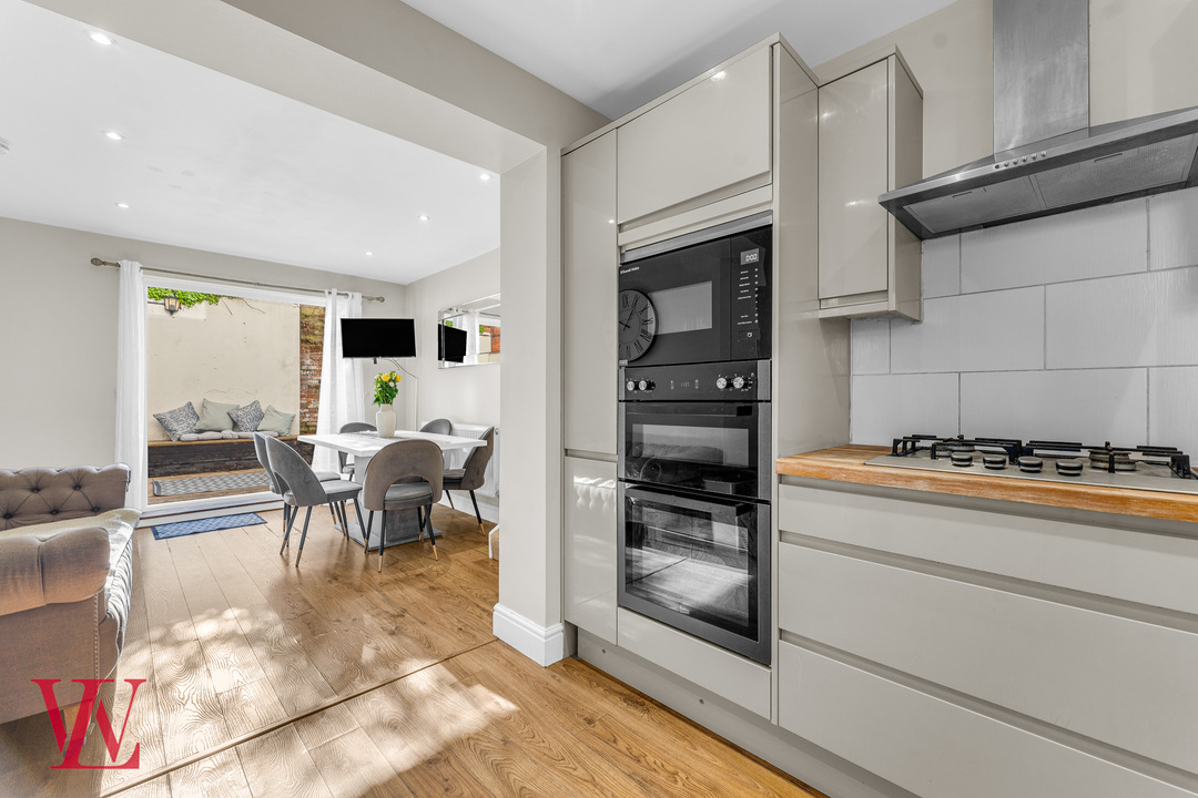 2 bed maisonette for sale in Rye Street, Bishop's Stortford, Hertfordshire  - Property Image 7