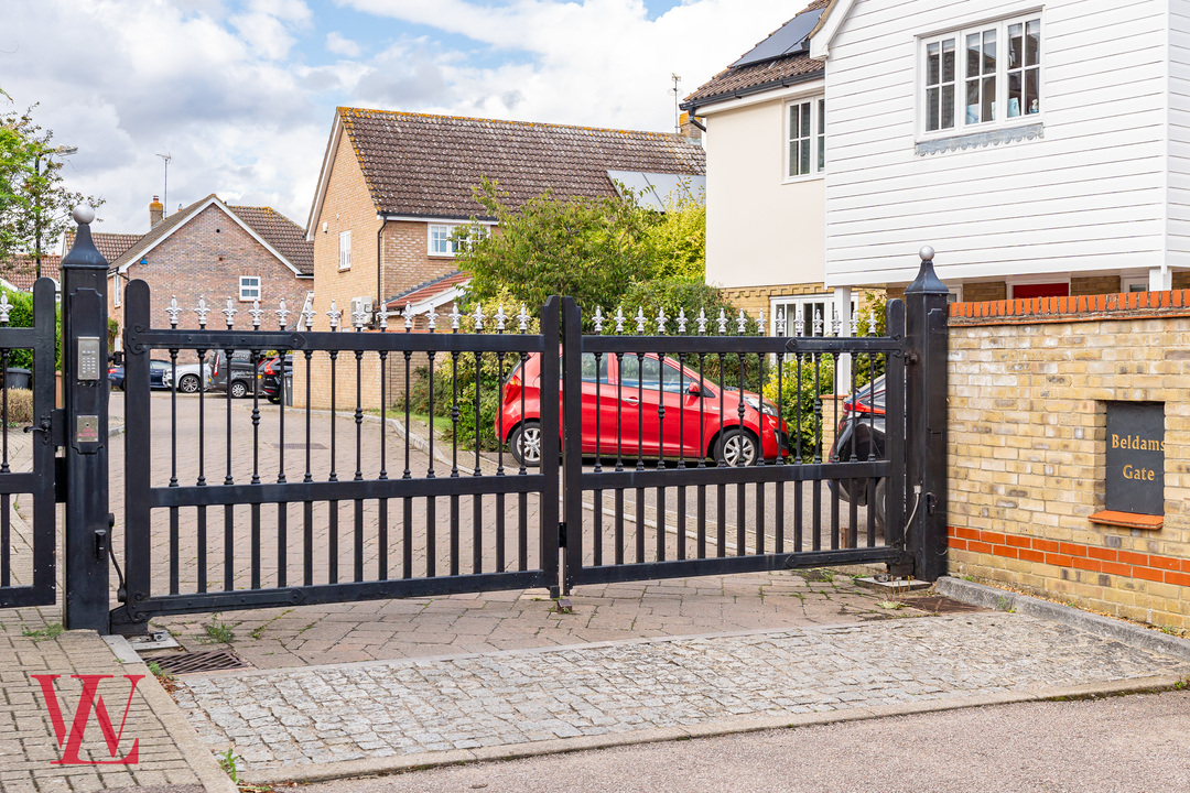 5 bed detached house for sale in Beldams Gate, Bishop's Stortford, Hertfordshire  - Property Image 49