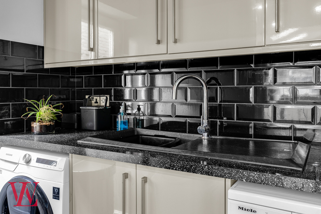 5 bed detached house for sale in Beldams Gate, Bishop's Stortford, Hertfordshire  - Property Image 12