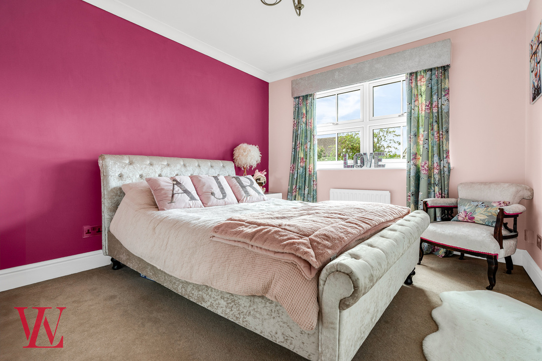 5 bed detached house for sale in Beldams Gate, Bishop's Stortford, Hertfordshire  - Property Image 35