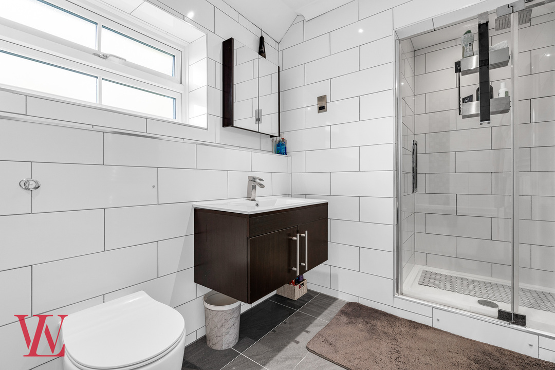 5 bed detached house for sale in Beldams Gate, Bishop's Stortford, Hertfordshire  - Property Image 39