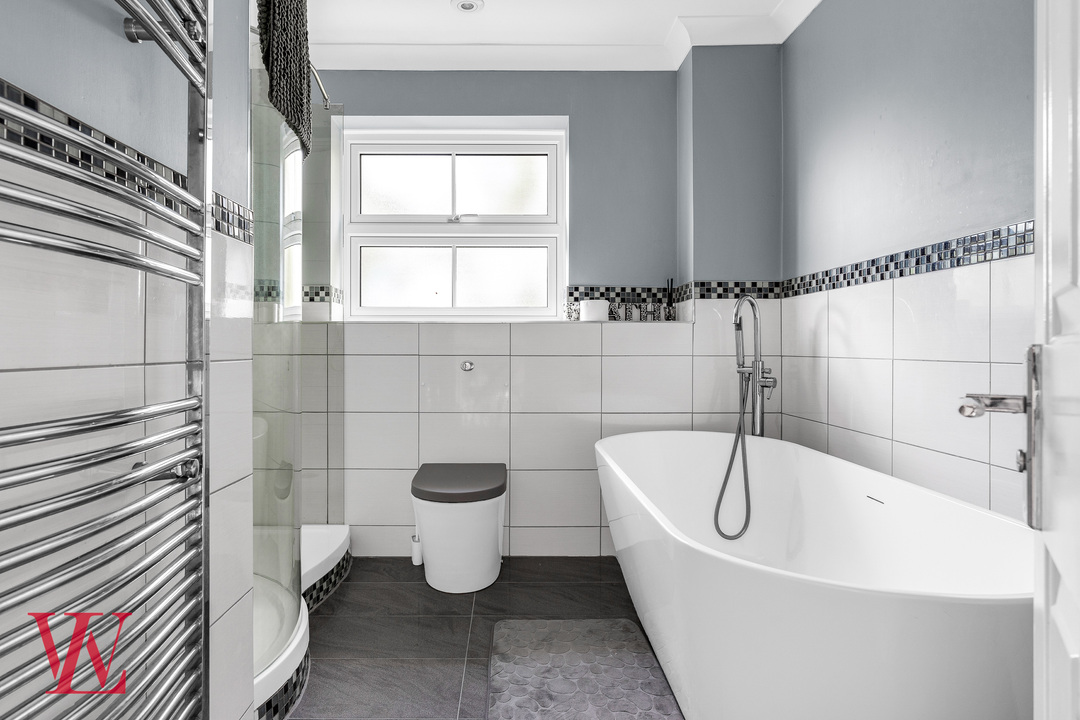 5 bed detached house for sale in Beldams Gate, Bishop's Stortford, Hertfordshire  - Property Image 34