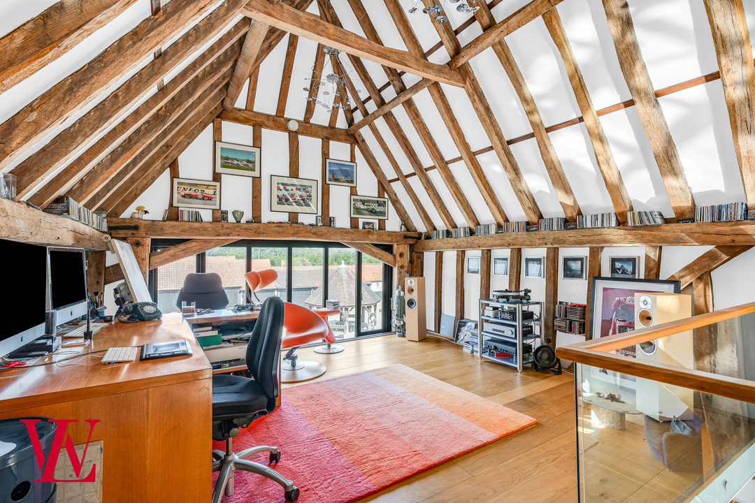3 bed barn conversion for sale in Bridge Barn, Folly Farm, Stortford Road, Dunmow, Essex  - Property Image 18
