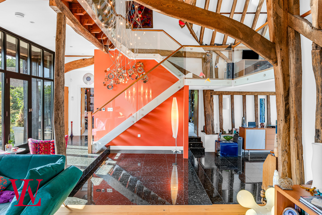 3 bed barn conversion for sale in Bridge Barn, Folly Farm, Stortford Road, Dunmow, Essex 6