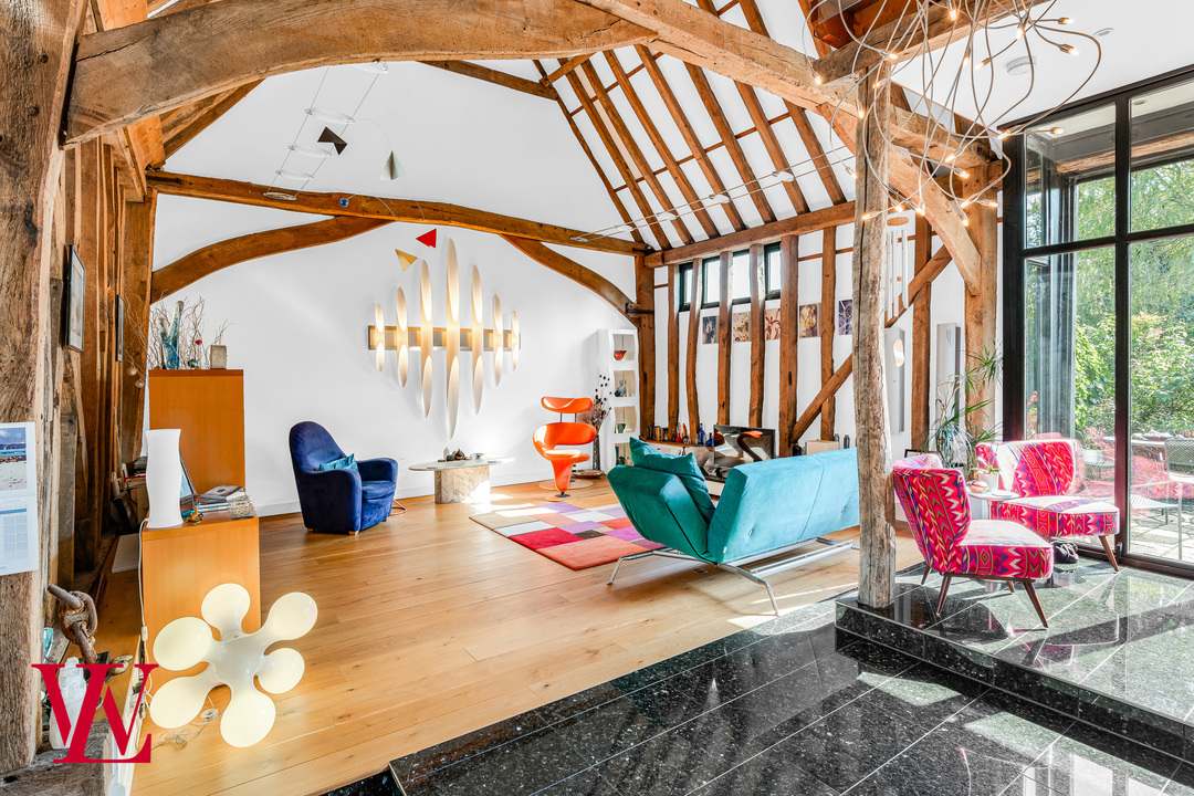 3 bed barn conversion for sale in Bridge Barn, Folly Farm, Stortford Road, Dunmow, Essex  - Property Image 3