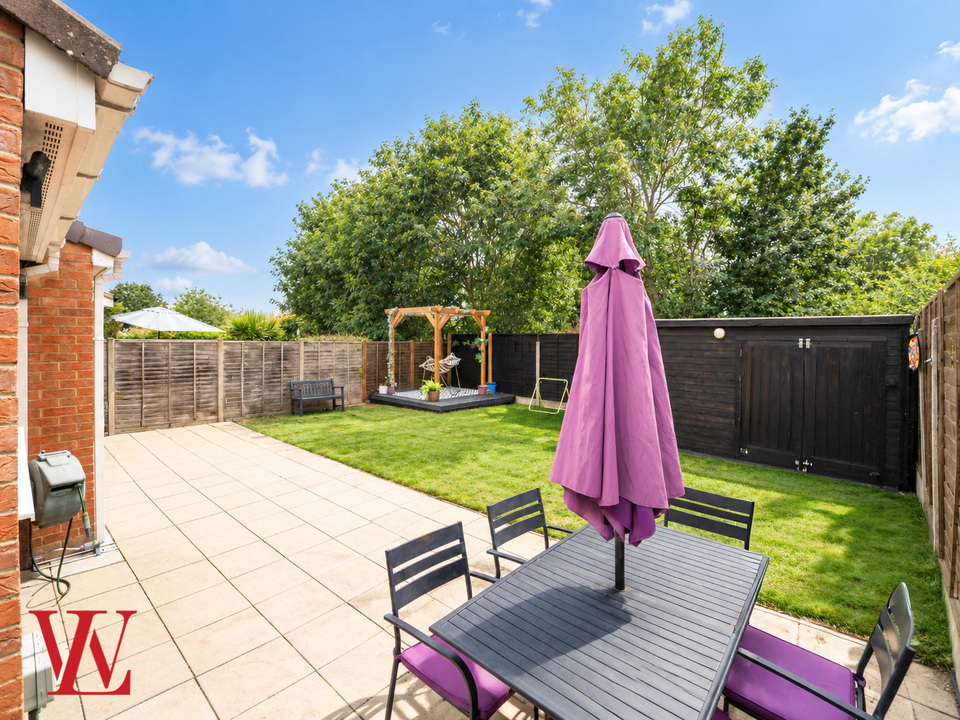 4 bed semi-detached house for sale in Dukes Ride, Bishop's Stortford, Hertfordshire  - Property Image 25