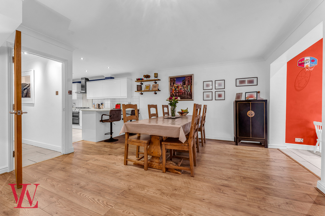 4 bed semi-detached house for sale in Dukes Ride, Bishop's Stortford, Hertfordshire 2
