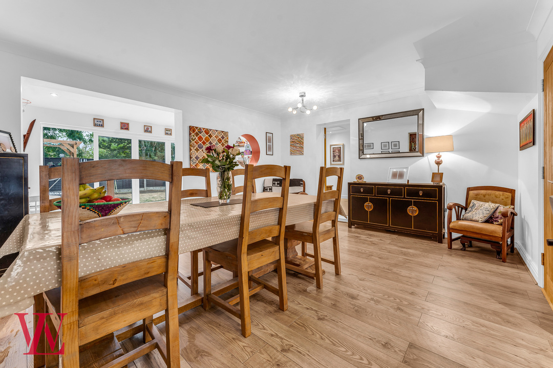 4 bed semi-detached house for sale in Dukes Ride, Bishop's Stortford, Hertfordshire 6