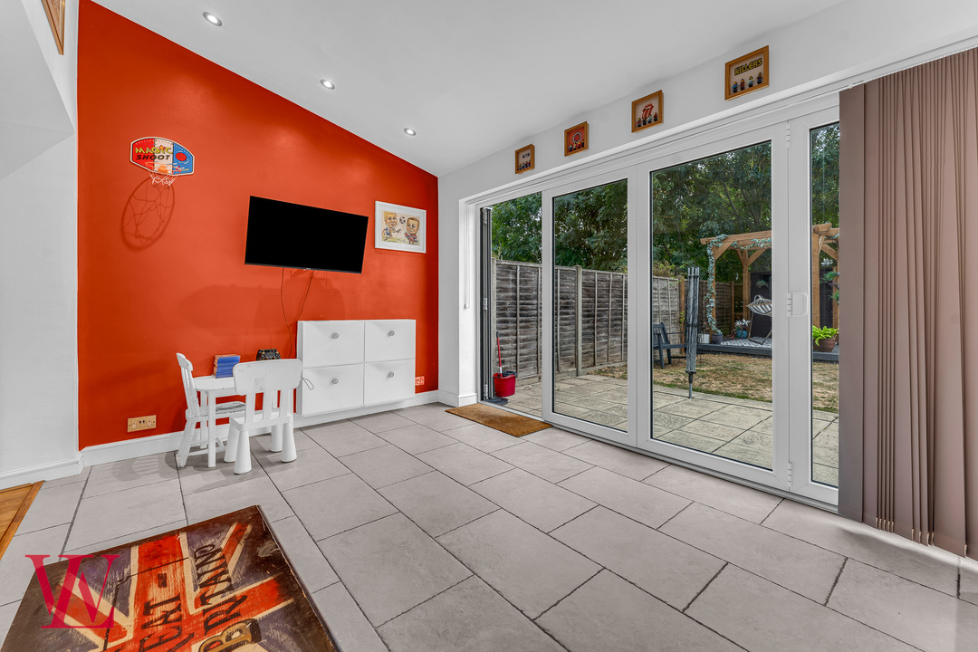 4 bed semi-detached house for sale in Dukes Ride, Bishop's Stortford, Hertfordshire 11