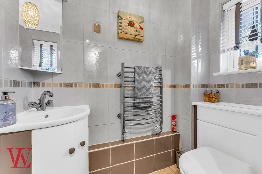 4 bed semi-detached house for sale in Dukes Ride, Bishop's Stortford, Hertfordshire 12