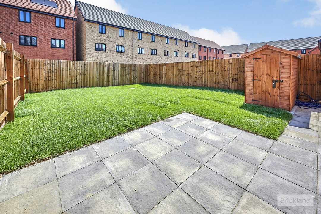 2 bed semi-detached house to rent in Handscomb Way, Bishops Stortford, Hertfordshire  - Property Image 19