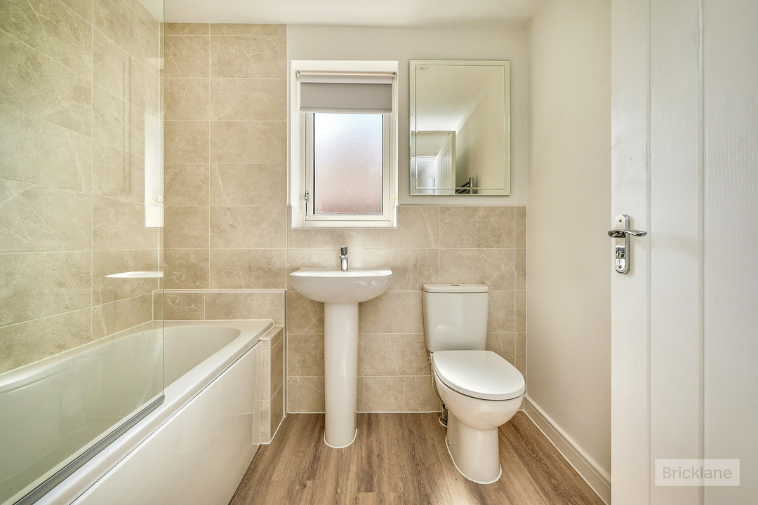 2 bed semi-detached house to rent in Handscomb Way, Bishops Stortford, Hertfordshire  - Property Image 17