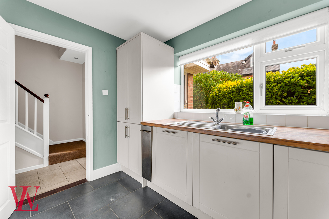 3 bed semi-detached house for sale in Nursery Road, Bishop's Stortford, Hertfordshire  - Property Image 5