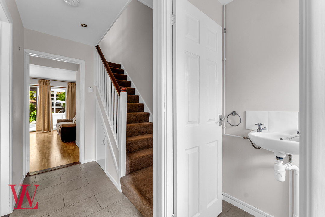 3 bed semi-detached house for sale in Nursery Road, Bishop's Stortford, Hertfordshire  - Property Image 8